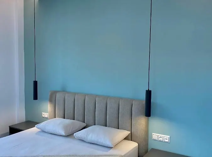 Infinito Blu Blu * Koróni